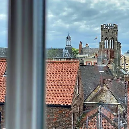 The 2* York